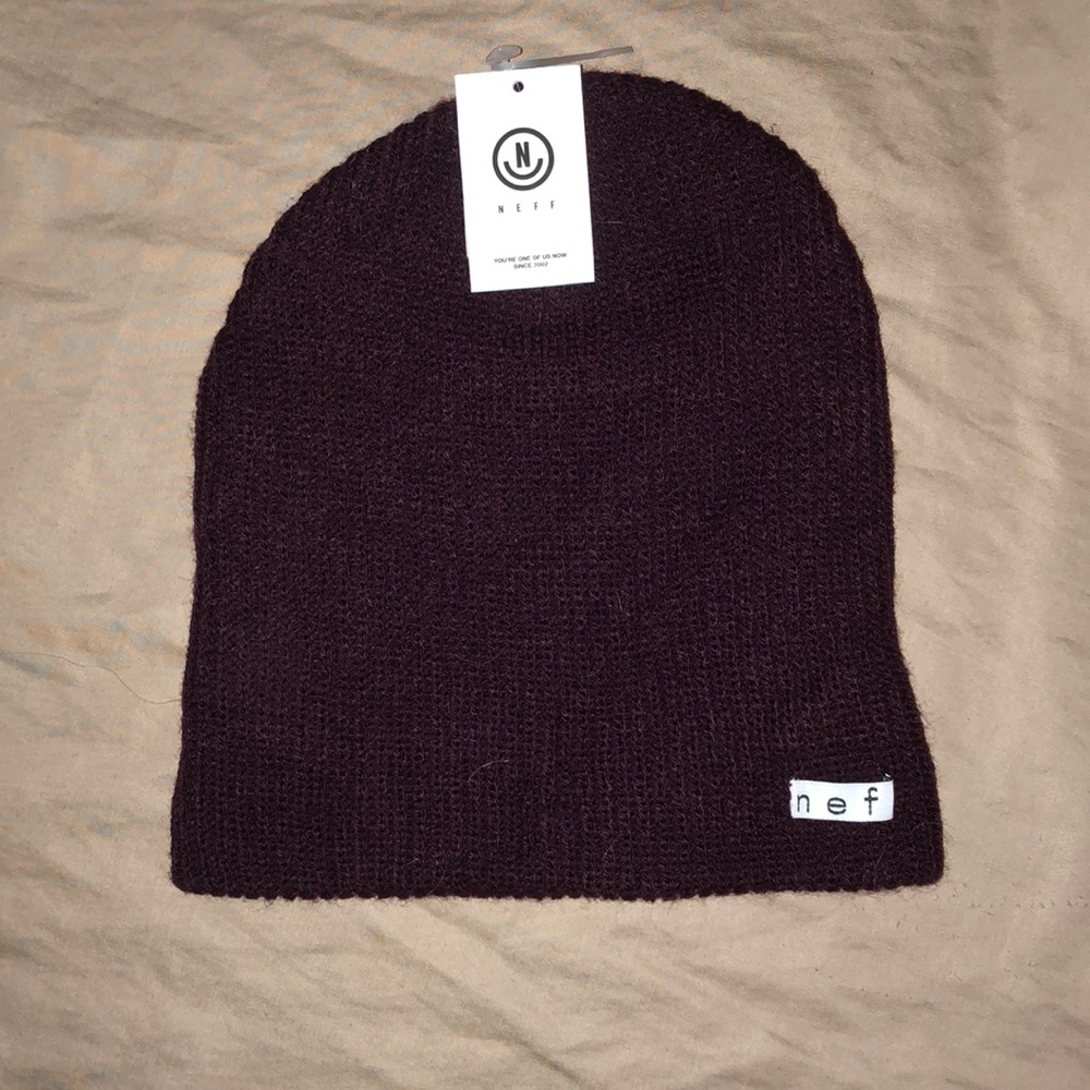 Maroon Neff beenie